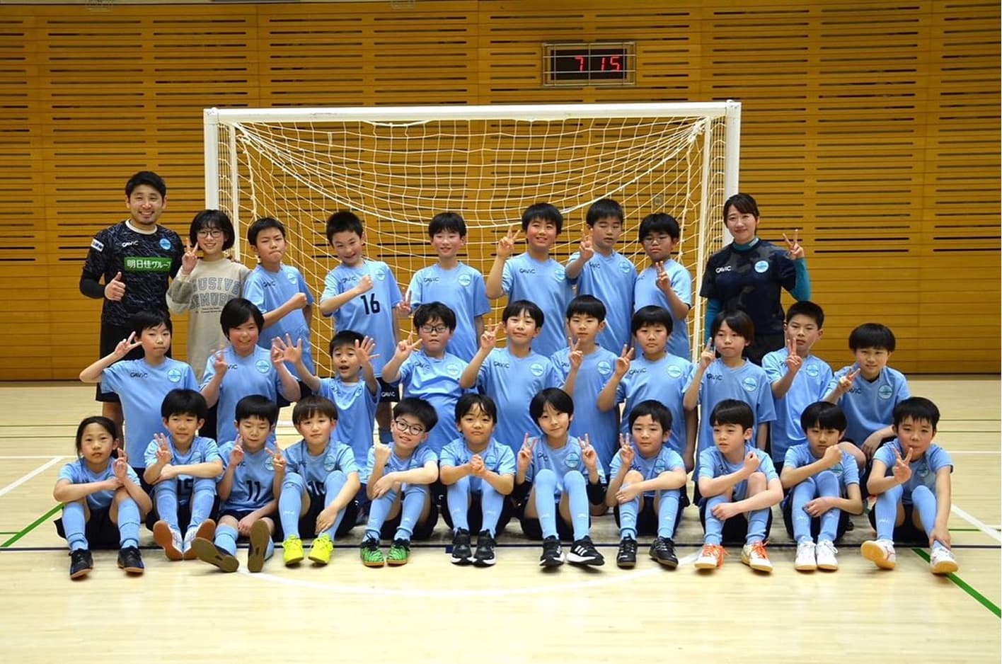 スクールの集合写真